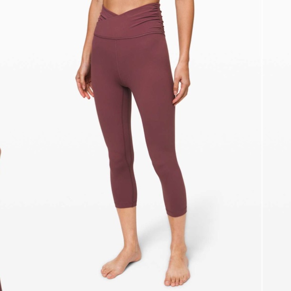 Lululemon Align Crop NWOT